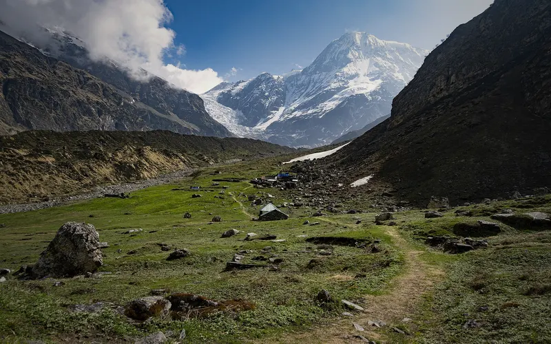 Pindari Glacier Trek: Pindari Glacier, Bageshwar, in Indian Himalayas, Uttarakhand